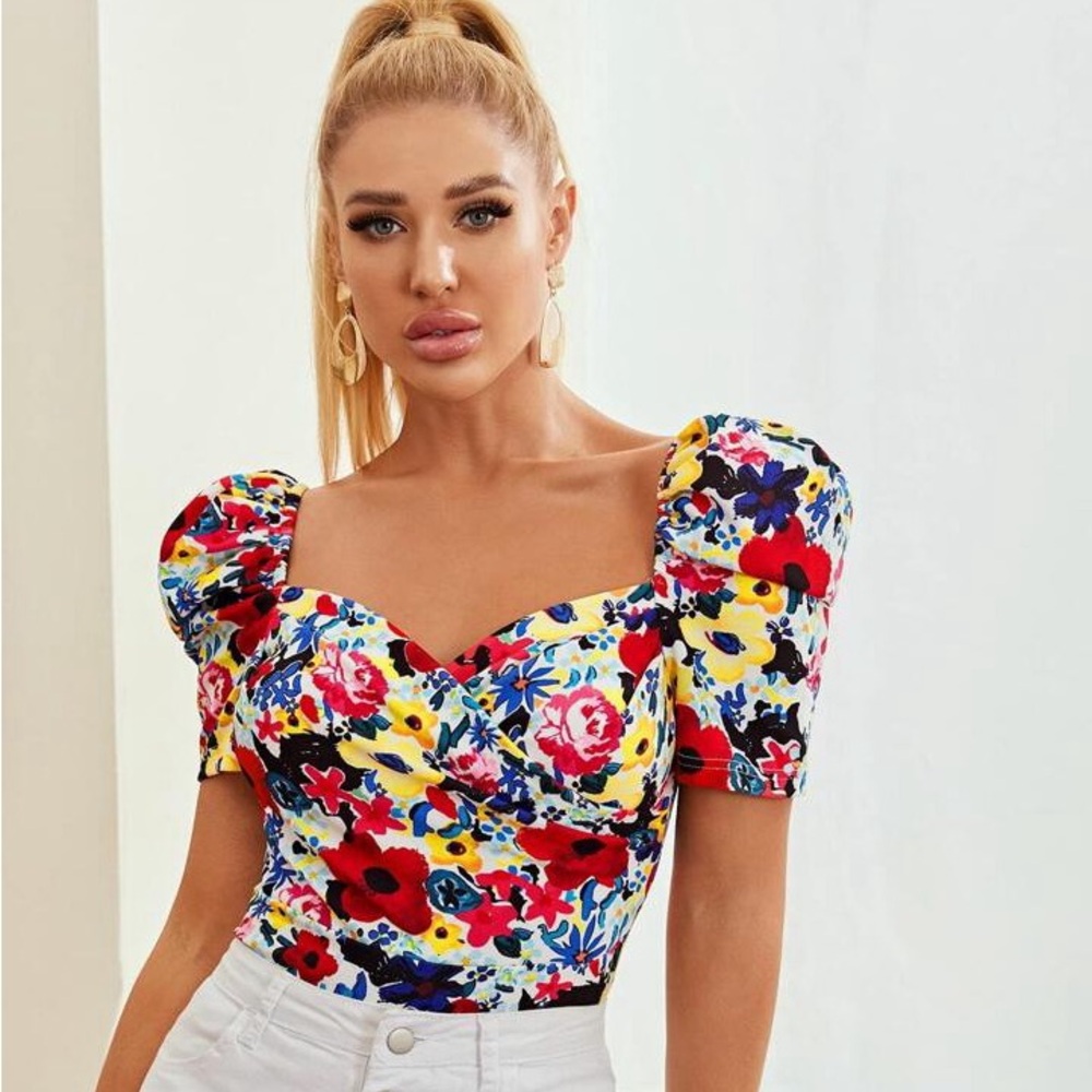 SHEIN Unity Multicolored Floral Puff Sleeve Top Blouse Summer Flowers Sweetheart